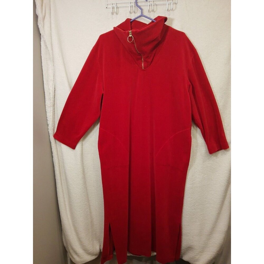 Women's Diamond Tea Medium Red Velvet Stretch Zip  Robe 55 inches Size M
